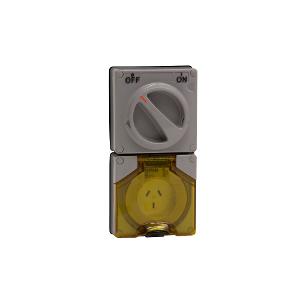 OUTLET SWITCHED IP66 3PIN 10A 250V LE GR