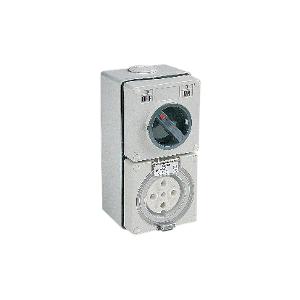 OUTLET SWITCHED IP66 5PIN 50A 500V R/OR