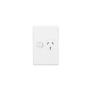 C2000 SGL GPO VERTICAL 250V 15A S/P WHT C2000 SGL GPO VERTICAL 250V 15A S/P WHT