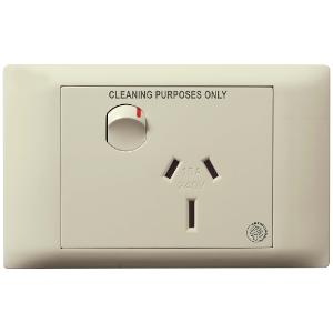 EXCEL E-COM 10A 2G GPO WHITE EXCEL E-COM 10A 2G GPO WHITE