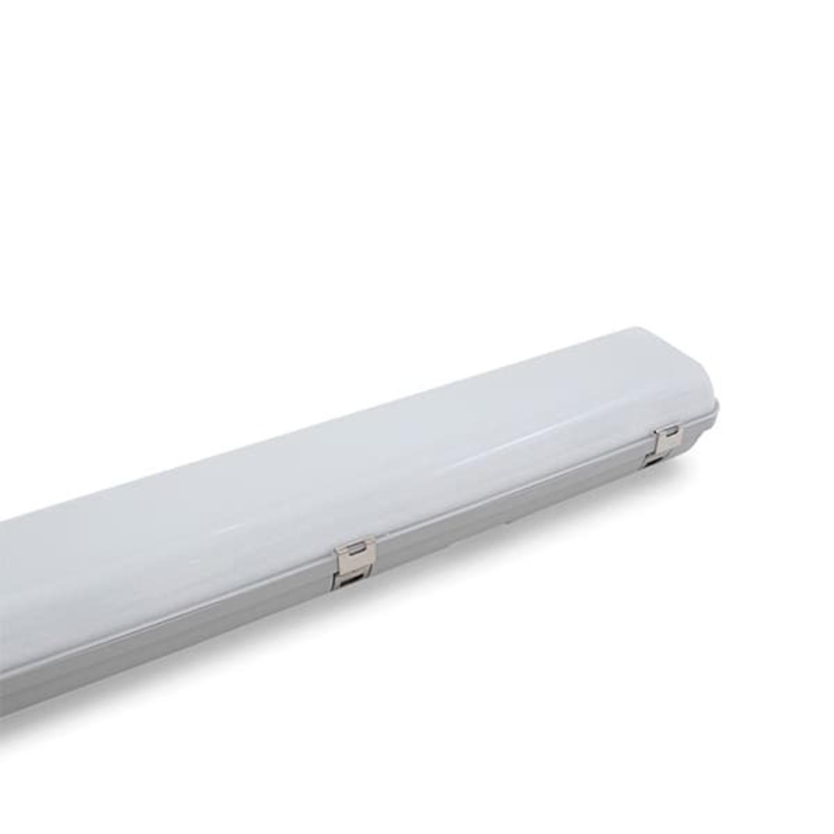 LED W/P BATTEN UMBRA ADVANCED 21/38W CCT