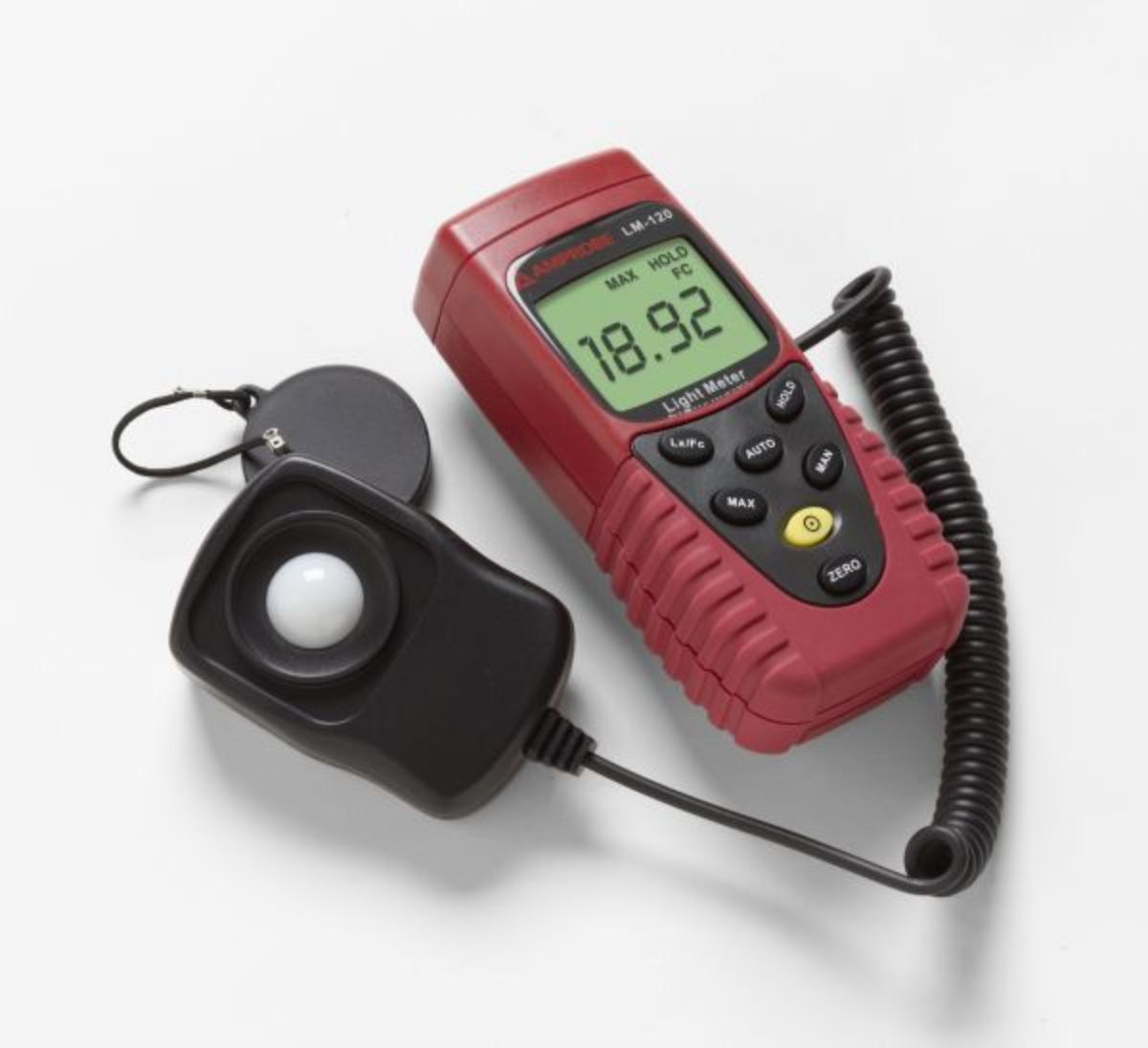 LM-200 LIGHT METER AUTO RANGING
