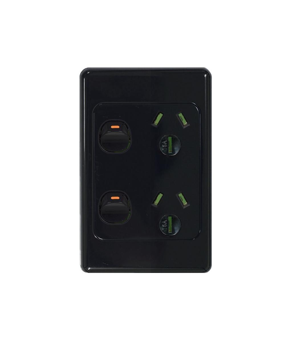 COUGAR DBL GPO VERT 2G 15A 250V BLACK
