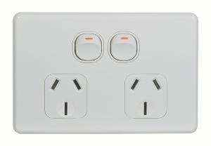 FLAT CAT DOUBLE GPO 15A HORIZ WHITE FLAT CAT DOUBLE GPO 15A HORIZ WHITE