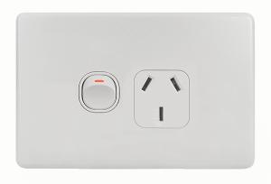 FLAT CAT SINGLE GPO 10A HORIZ MATT WHITE FLAT CAT SINGLE GPO 10A HORIZ MATT WHITE
