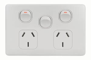 FLAT CAT DBL GPO + EXT SW 10A MATT WHITE FLAT CAT DBL GPO + EXT SW 10A MATT WHITE