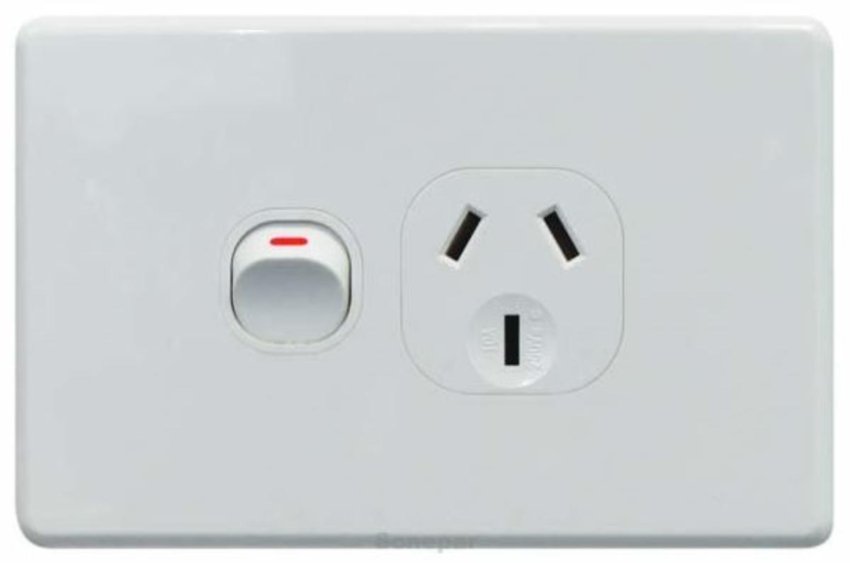 SINGLE GPO 10A DOUBLE POLE 250V