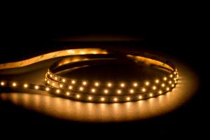 LED STRIP 24VDC 4.8W/M 3000K IP20 PER MT LED STRIP 24VDC 4.8W/M 3000K IP20 PER MT