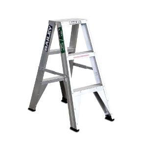 ALUMINIUM DBL SIDED STEP LADDER 0.9M ALUMINIUM DBL SIDED STEP LADDER 0.9M