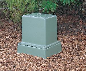 SHORT PILLAR BOX LID & BASE VENTED GREEN