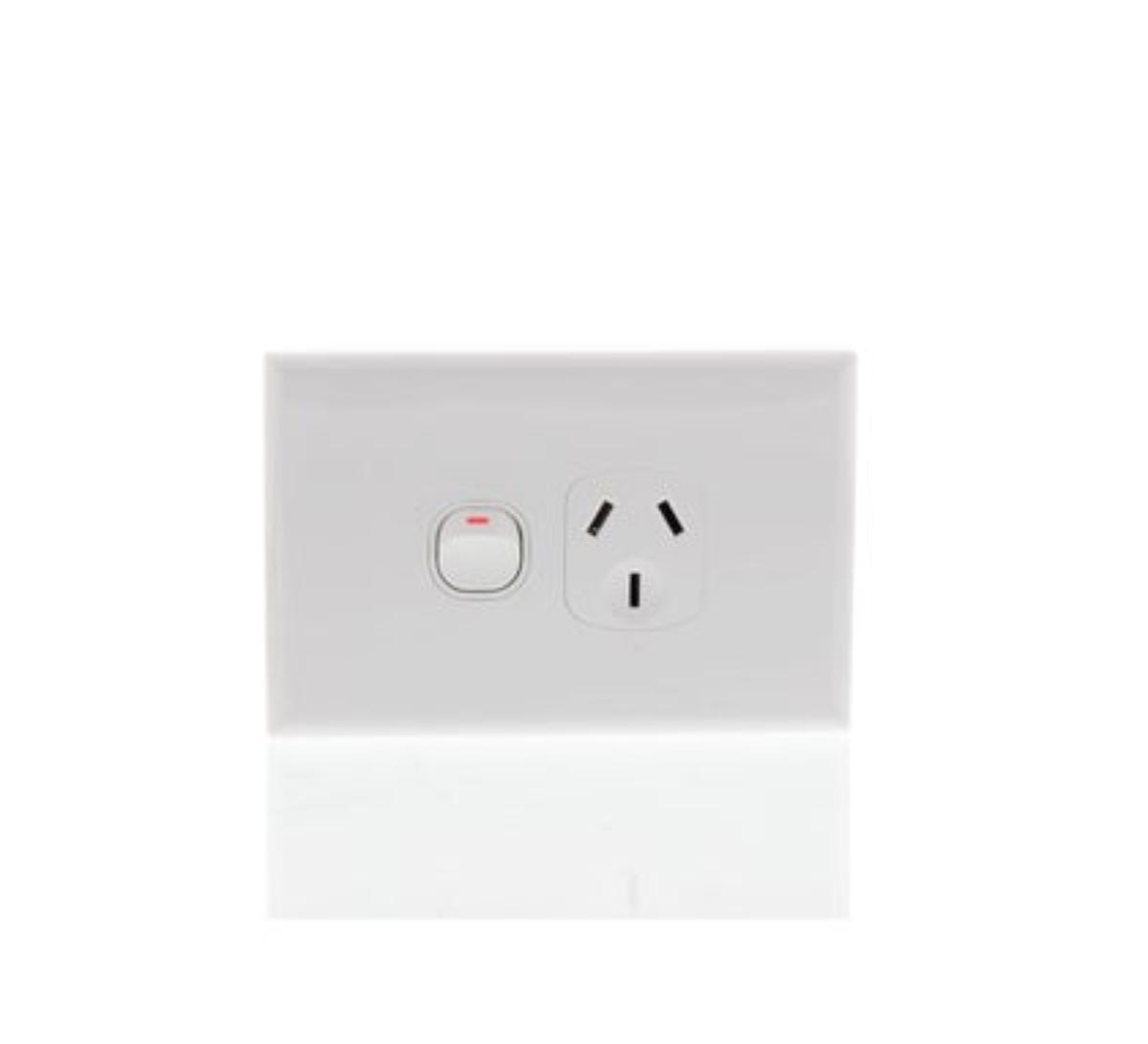 SINGLE GPO 10A 250V HORIZ WHITE