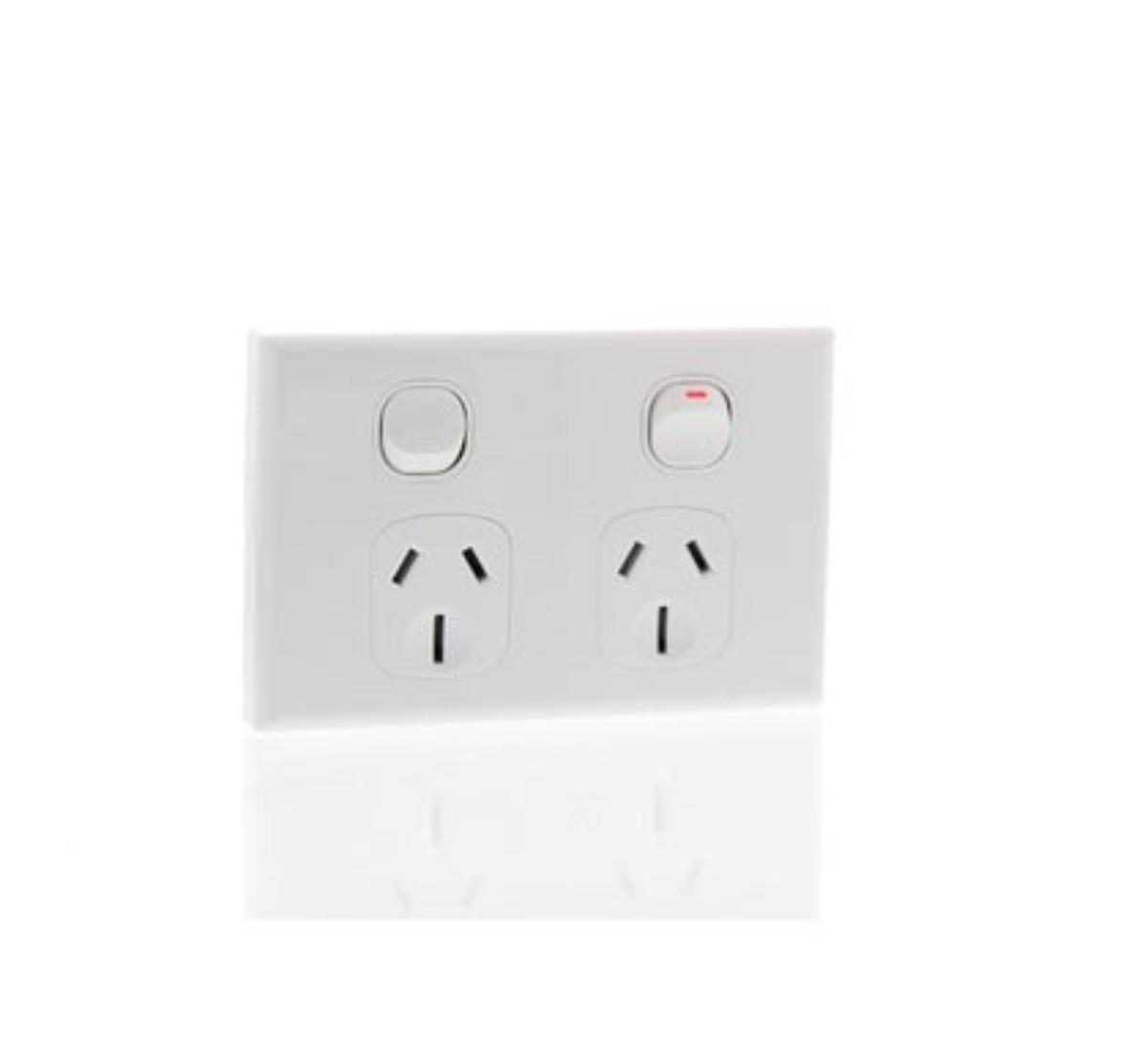 DOUBLE GPO 15A 250V HORIZ WHITE